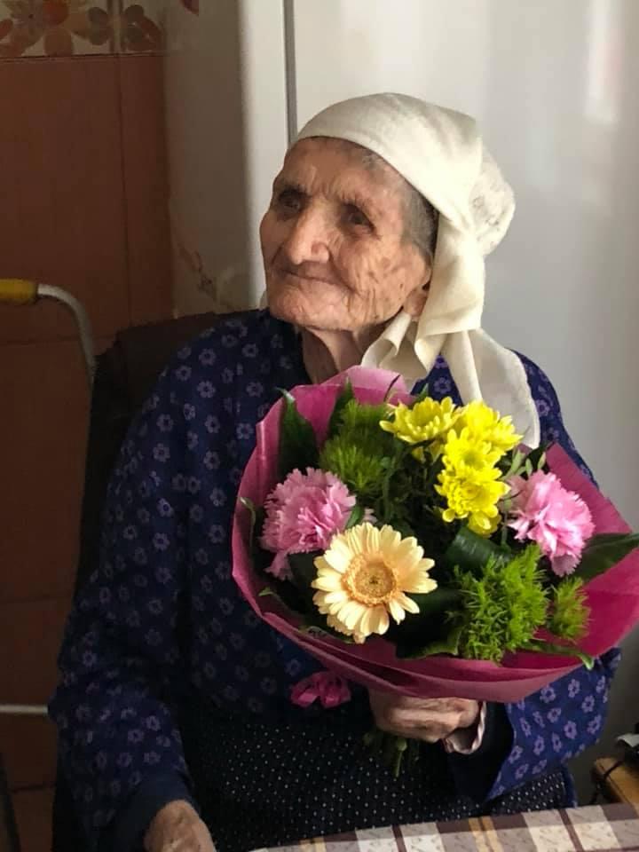 Buni, sărut mâna! Este reală și are 95 de ani! Ea e fata lui ”Ion”, celebrul personaj al lui Liviu Rebreanu