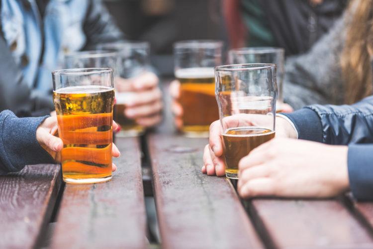 Un bărbat a băut doar bere timp de 46 de zile! Ce a pățit în scurt timp