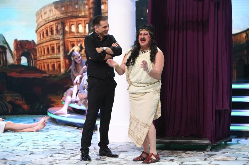 Diseară, de la ora 20:00, la Antena 1: Yoda, Donald Trump, Iron Man, Romulus, Copacul din Eden și un simpatic Troll urcă pe Scena misterelor