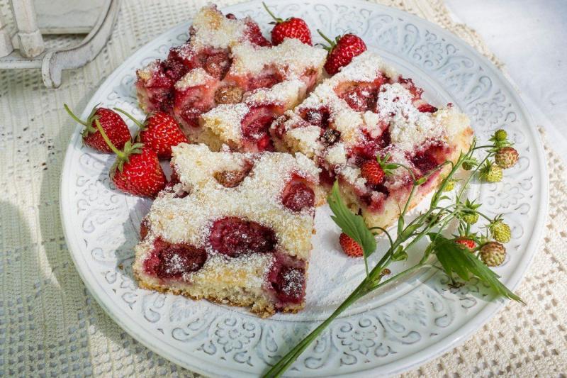 Ce poți face din căpșuni: 5 rețete de vară delicioase și ușor de preparat