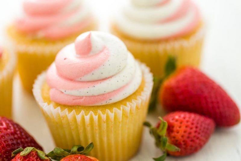 Ce poți face din căpșuni: 5 rețete de vară delicioase și ușor de preparat