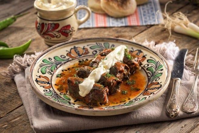 Ce se mănâncă de Rusalii. 3 preparate care nu trebuie să-ți lipsească