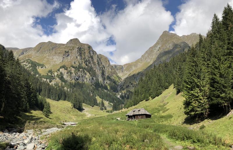 Idei de vacanță la munte, în România. 7 locuri frumoase de vizitat, în 2019