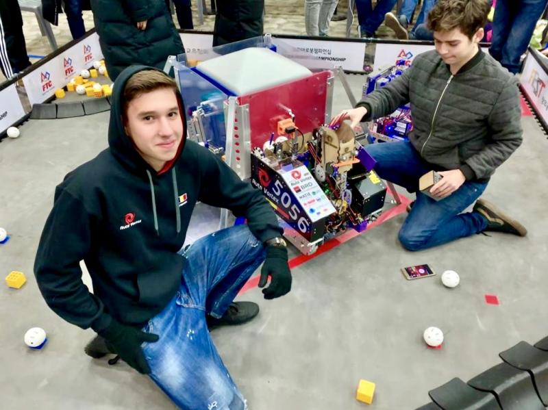 Performanță uriașă! România a câștigat finala Campionatului de Robotică din Coreea de Sud