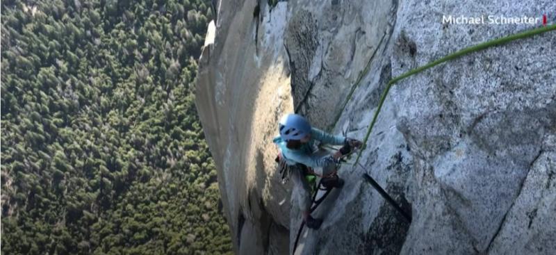 La doar zece ani, a scris istorie! Împreună cu tatăl ei, a escaladat unul dintre cele mai periculoase vârfuri din lume