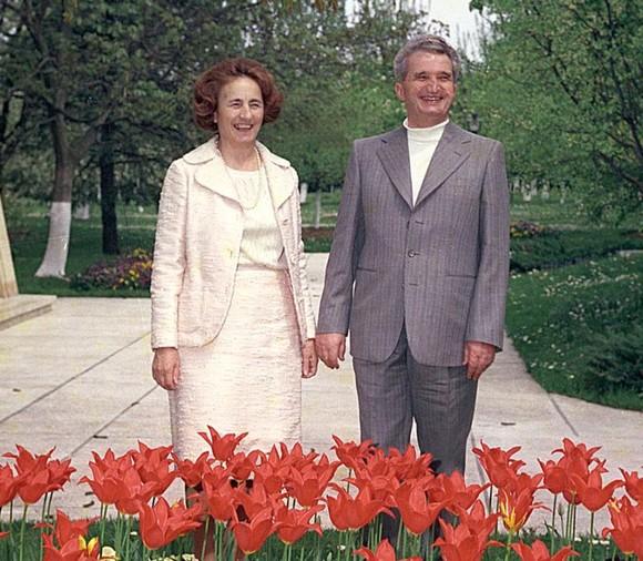 Cum s-a îndrăgostit Nicolae Ceaușescu de Elena lui Briceag. Povestea a fost rescrisă de comuniști