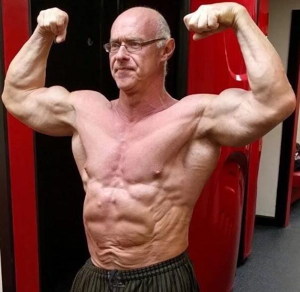 Târâtă în instanță și aruncată în celulă ! Ce i-a cerut soțului ei să facă?