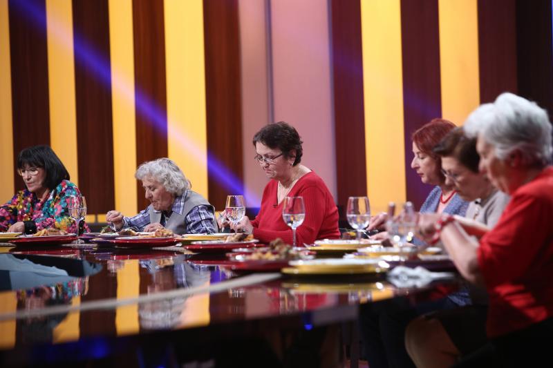 Ce s-a întâmplat la Chefi la cuțite, în episodul șase al sezonului special dedicat familiilor! Ruby, altoită de bunică, și șocuri teribile pentru doi dintre chefi
