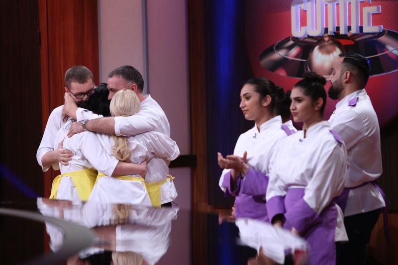 Chef Florin Dumitrescu se califică în finala sezonului special Chefi la cuțite, dedicat familiilor