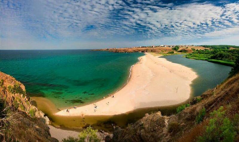 Stațiuni pe litoral, în Bulgaria. 8 destinații perfecte pentru vacanța de vară