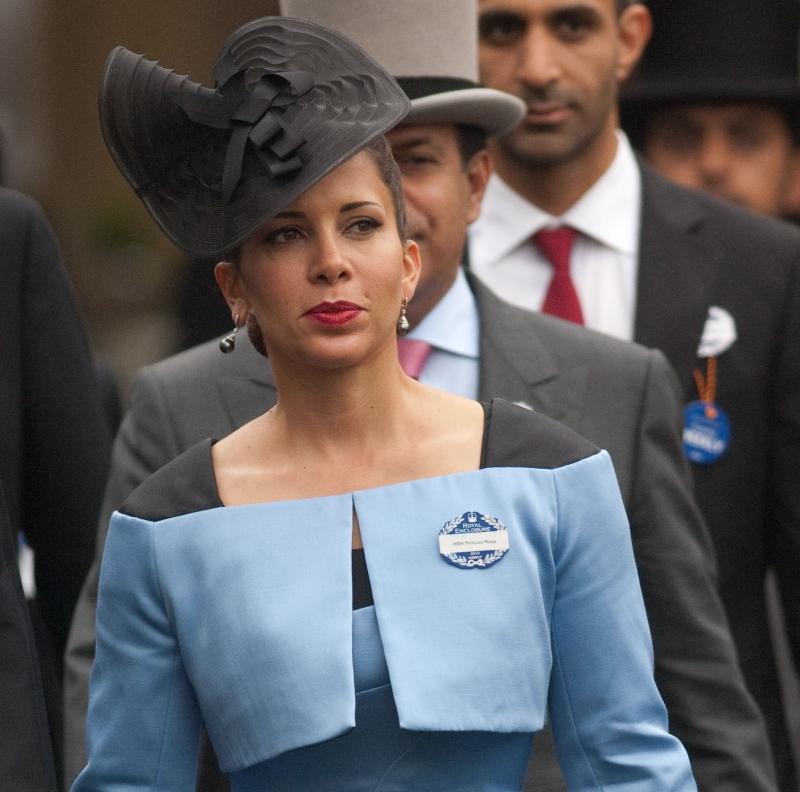 Cel mai puternic om din Dubai, părăsit de cea mai tânără soție din harem! L-a lăsat fără o sumă fabuloasă! Câți bani i-a luat înainte de a fugi