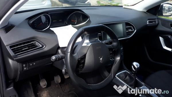 De ce e Peugeot 308 atât de bună ca mașină compactă de familie