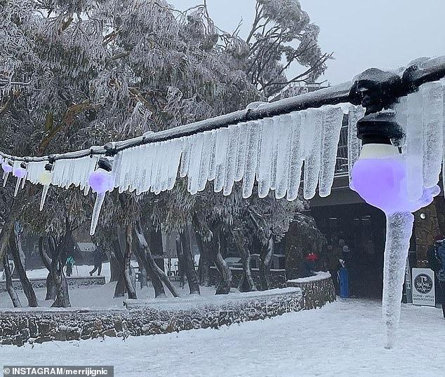 Vremea a luat-o razna! Țara care a fost lovită de zăpezi neobișnuite și vânt puternic