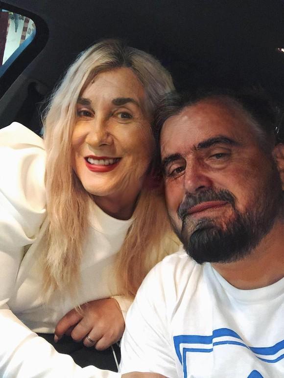 Pericolul din spatele FaceApp, aplicația cu care Delia și Florin Dumitrescu au îmbătrânit pe Instagram