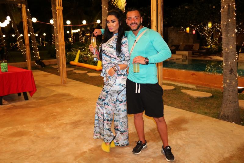 Aseară, la Insula Iubirii, Denisa a primit imagini cu tentativele lui Adrian de la Purimuntra:  “Nu cred că înțelege cât e de penibil!”