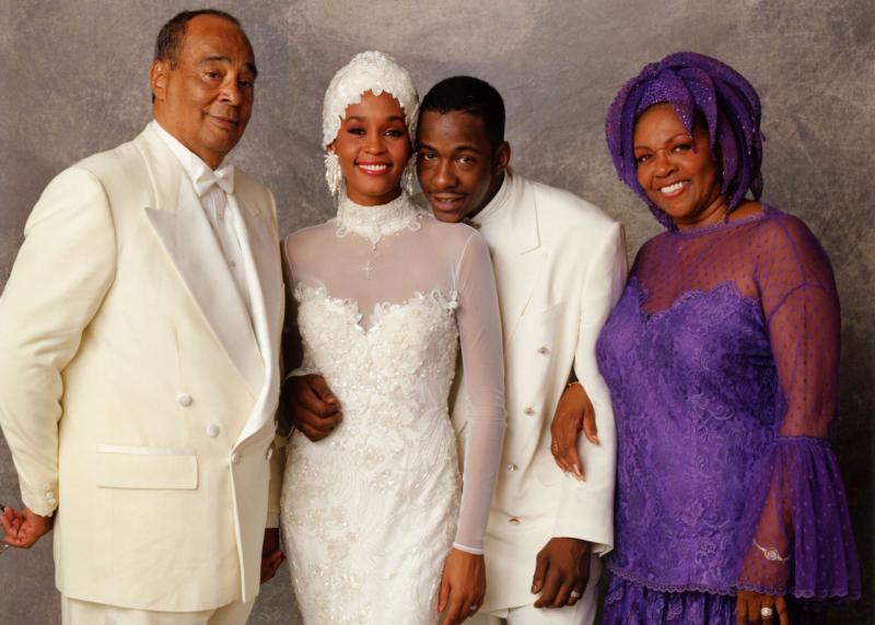 Povestea de iubire dintre Whitney Houston și Bobby Brown: căsnicie marcată de droguri, alcool și violență