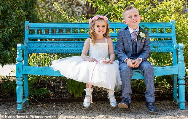 Ea este fetița care a primit un „cap nou”. Medicii i-au spart craniul în bucățele și l-au reconstruit de la zero