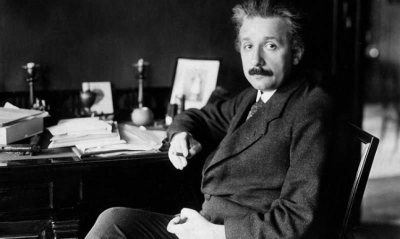 Cel mai scandalos secret al lui Albert Einstein! Fiica lui i-a devenit… nepoată! Fata a ajuns nevoiașă! Câți bani i-a lăsat geniul moștenire