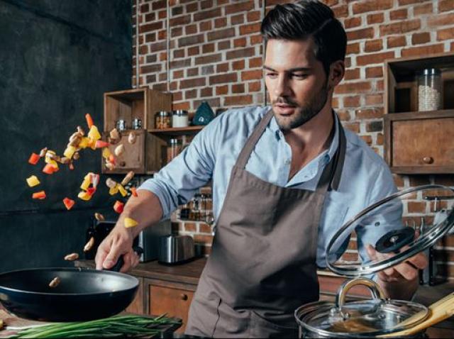 Ce Trebuie Sa Faca Ajutorul De Bucatar Antena 1