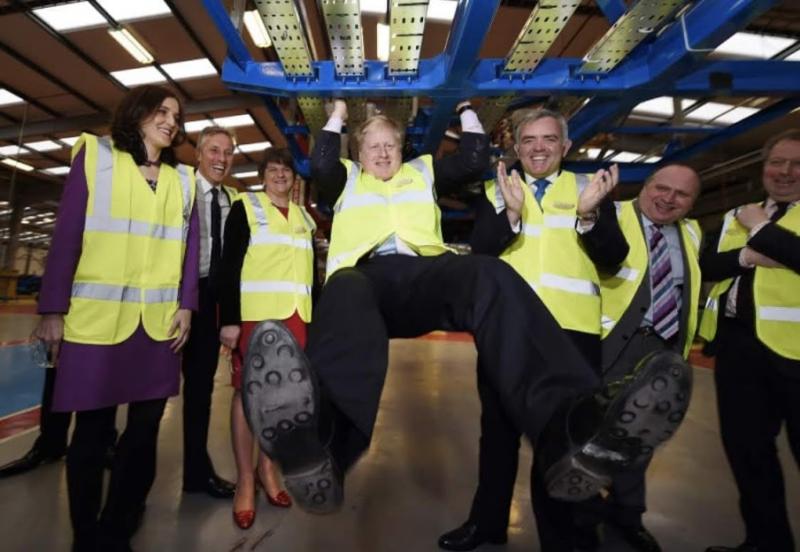 27 de fotografii, cel puțin ciudate, cu prim-ministrul Marii Britanie