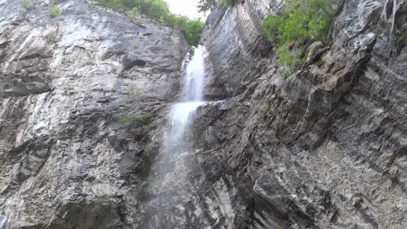 Top cele mai frumoase 15 cascade din România pe care străinii vin să le vadă