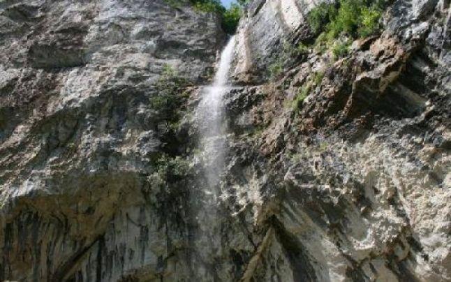 Top cele mai frumoase 15 cascade din România pe care străinii vin să le vadă