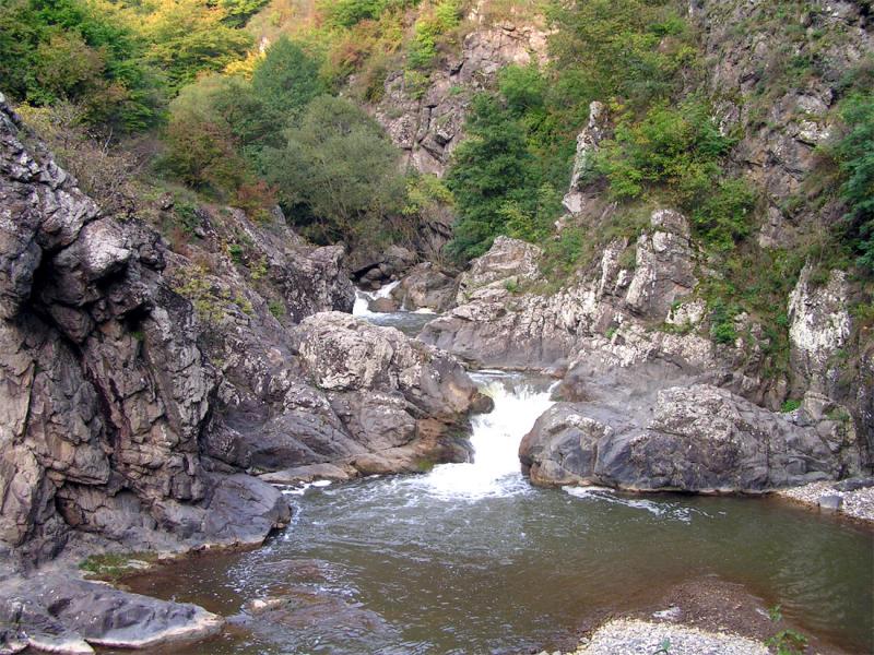 Top cele mai frumoase 15 cascade din România pe care străinii vin să le vadă