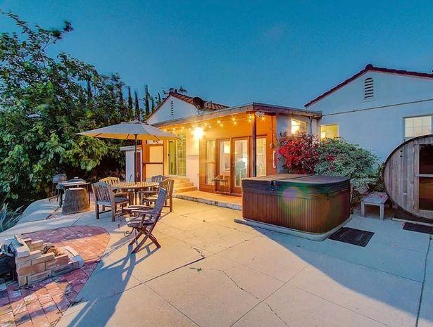 O vilă uluitor de luxoasă a fost pusă la vânzare cu 2.400.000 de euro, dar nimeni nu și-ar dori să trăiască în ea! Motivul îți dă fiori reci pe șira spinării! Foto