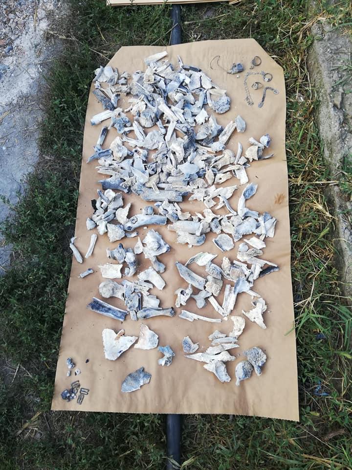 Primele imagini din casa mecanicului auto, unde fetele din Caracal au fost ucise