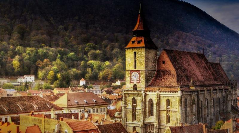 Obiective turistice în Brașov și împrejurimi. 15 locuri minunate de vizitat