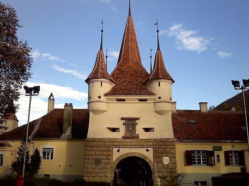 Attractions in Brașov and its surroundings.  15 wonderful places to visit