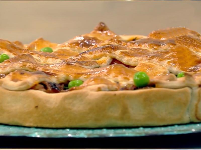 Rețetă de tartă cu legume. O delicioasă tartă aperitiv, perfectă pentru orice masă din zi