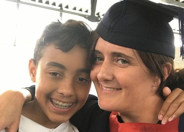 Un puști de 15 ani îi va cumpăra o casă și o mașină mamei lui! „M-a tot certat că îmi pierd timpul, pentru că nu a înțeles ce făceam”