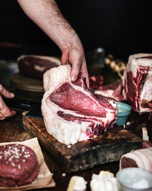 Demersuri împotriva uciderii animalelor: produse din carne artificială pe piața din America!