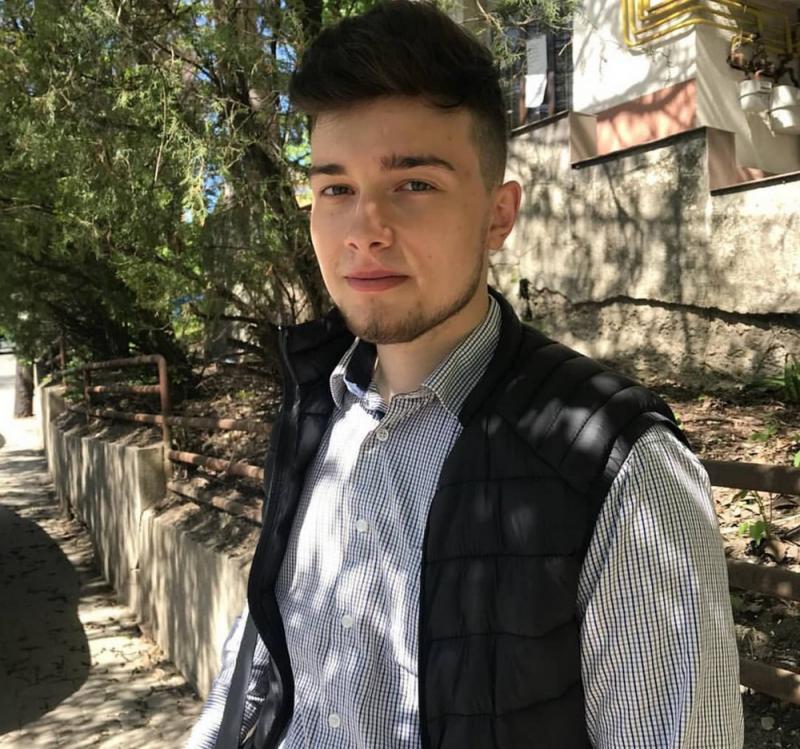 Au obținut media 10 la bac și știu exact ce vor să facă mai departe. Cei opt elevi din Iași care au promovat examenul maturității cu media 10 au planuri serioase