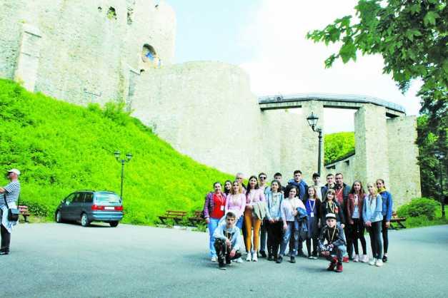 Totul pentru copii! A făcut împrumut la bancă pentru a-și duce elevii nevoiași în excursii: „Am simțit asta ca o chemare”