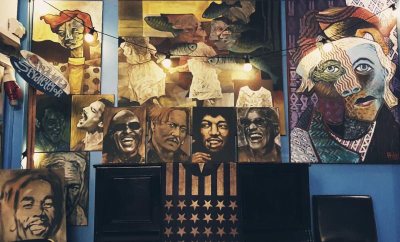 Alexandru, fratele Monicăi Anghel, este un pictor talentat: „Am făcut sute de tablouri" - Galerie foto