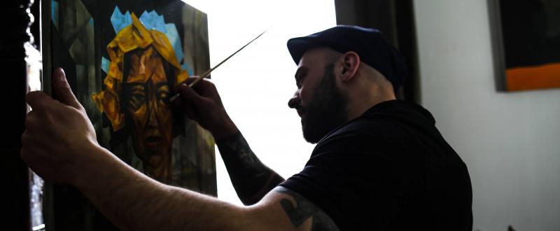 Alexandru, fratele Monicăi Anghel, este un pictor talentat: „Am făcut sute de tablouri" - Galerie foto