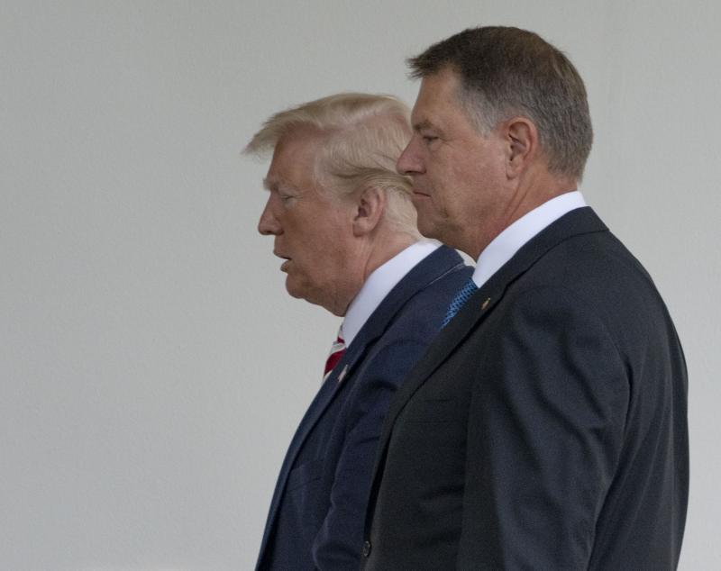 Donald Trump, președintele SUA, vrea eliminarea vizelor pentru români: ”Susținem România pentru a fi eligibilă pentru Visa Waiver!”