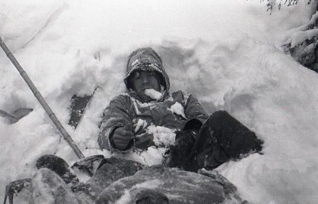 Top cinci povești nespuse despre evenimente care îți vor face pielea de găină. Corpurile lor au fost găsite într-o poziție ciudată, aproape dezbracați la minus 30 de grade, iar hainele lor aveau un nivel crescut de radiații