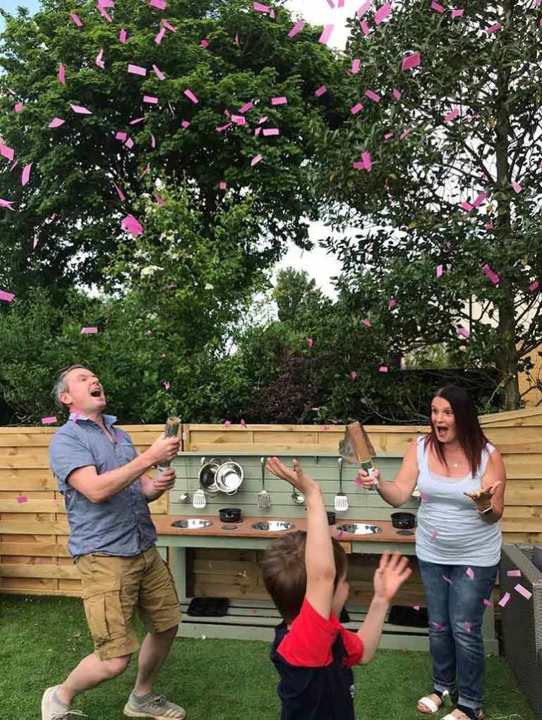 Până la 40 de ani a născut 21 de copii! ”Suntem dependenți de toți acești copii. Ne plac la nebunie!” Povestea impresionantă a celei mai numeroase familii