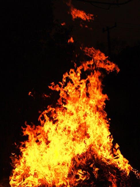 Atenționare pentru românii care vor să meargă în Grecia! Incendiile de vegetație sunt iminente!