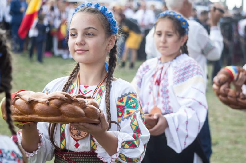 Cel mai mare festival dedicat Românilor de Pretutindeni va avea loc în luna septembrie, în Republica Moldova