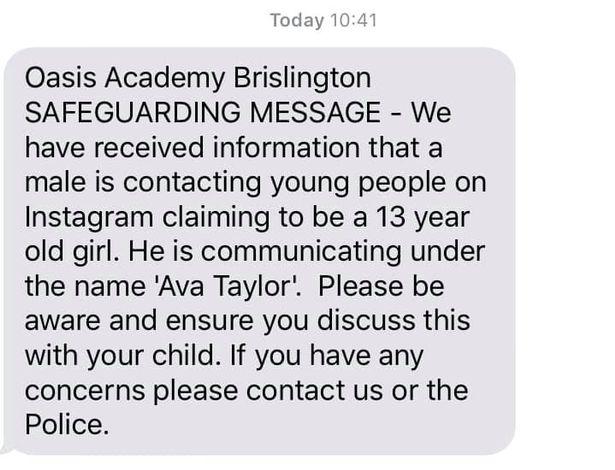 Adolescenții sunt avertizați cu privire la un individ care le trimite mesaje inadecvate pe Instagram