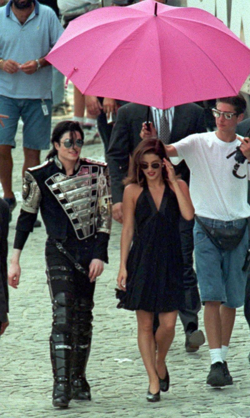 Secretele unui mariaj de coșmar. Lisa-Marie Presley, înspăimântată de ideea de a avea copii cu Michael Jackson