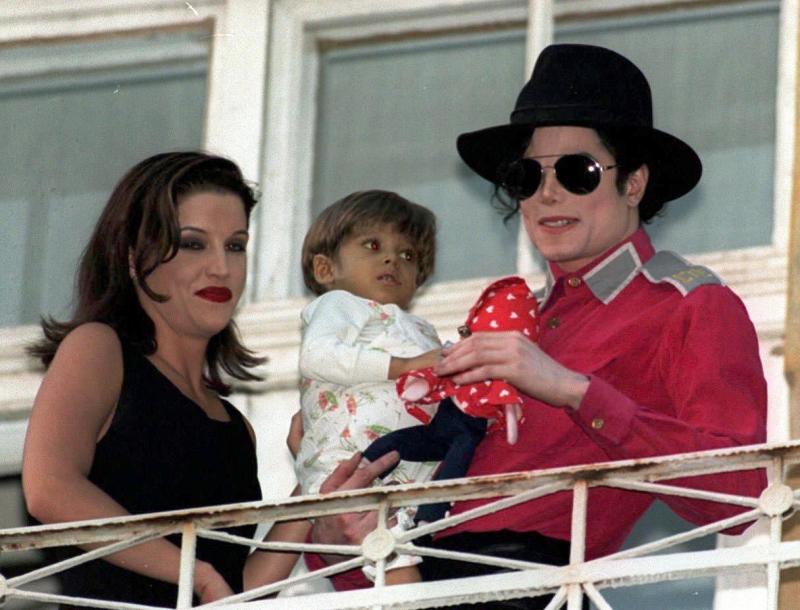 Secretele unui mariaj de coșmar. Lisa-Marie Presley, înspăimântată de ideea de a avea copii cu Michael Jackson