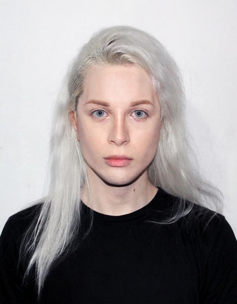 Batjocorit de colegi când era copil, a ajuns să plătească 4.000 de euro, lunar, pentru a se transforma într-o creatură mitologică