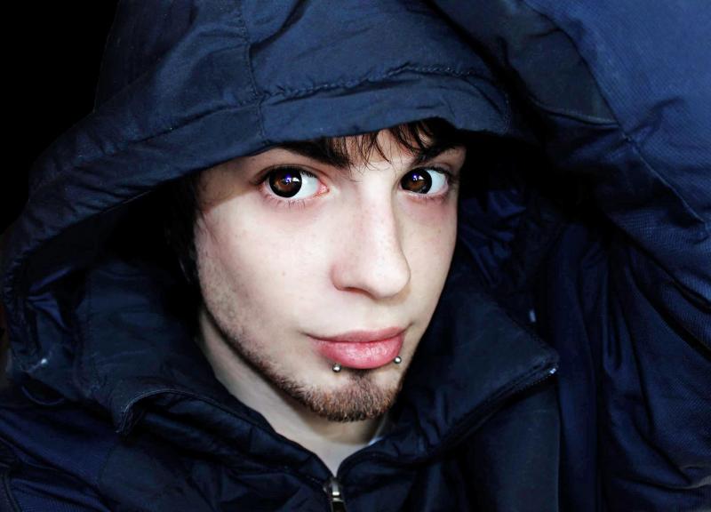 Batjocorit de colegi când era copil, a ajuns să plătească 4.000 de euro, lunar, pentru a se transforma într-o creatură mitologică