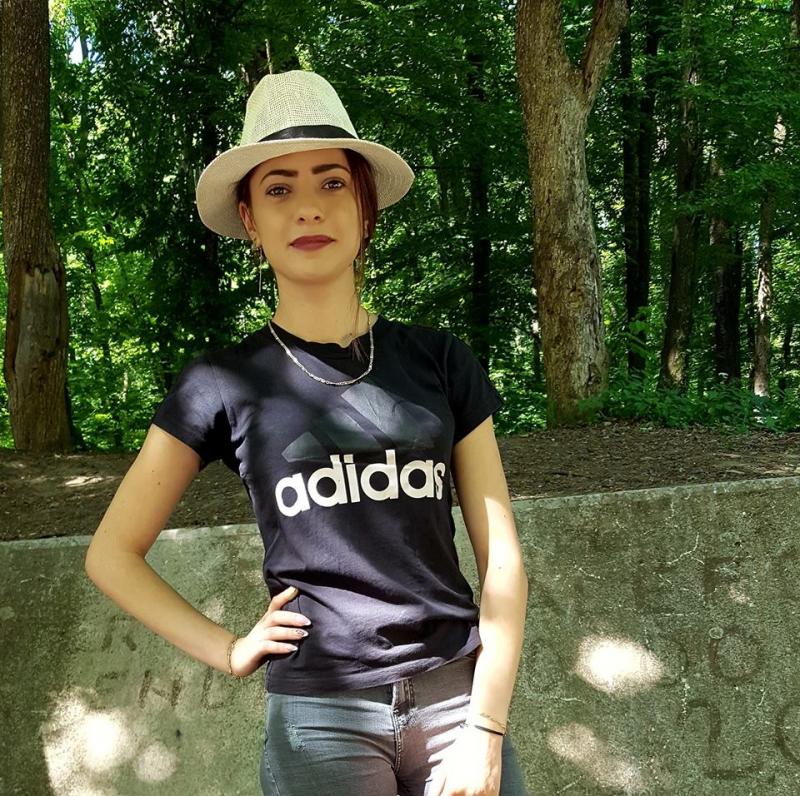 Bianca a fost găsită, fără suflare, în prima zi de școală! Familia ei așteaptă de mai bine de un an să afle ce a pățit fiica lor: „Cine a „ajutat-o” să moară?”