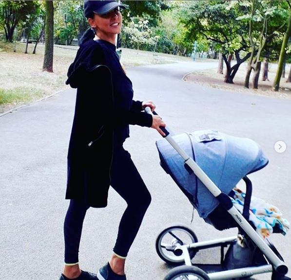 Lavinia Pîrva și-a recăpătat silueta complet! S-a fotografiat cu bebelușul ei! Cum arată la patru luni după ce a născut – Video